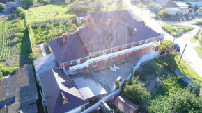 Guest House Na Oktyabrskoy 33
